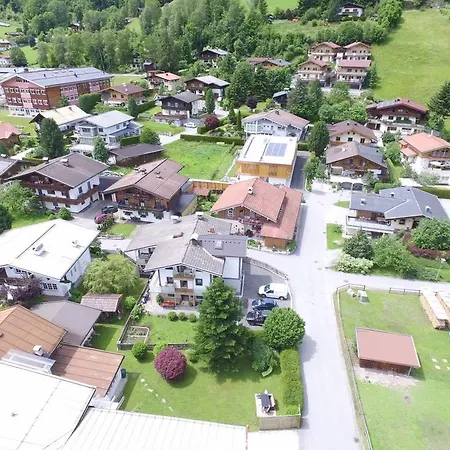 Haus Lercher 布拉保韦德库