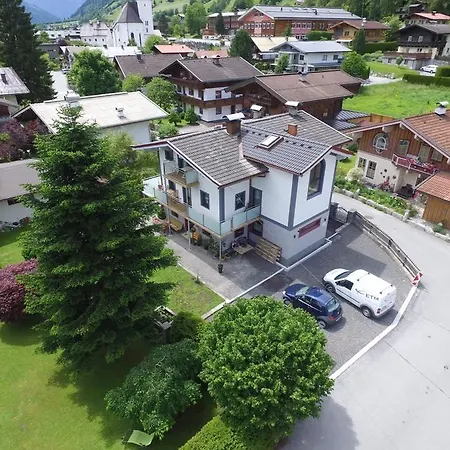 Haus Lercher Apartment
