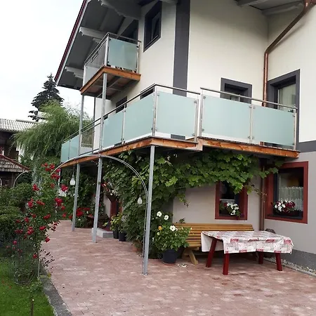 Haus Lercher Daire