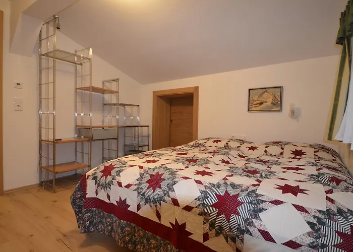Haus Lercher *