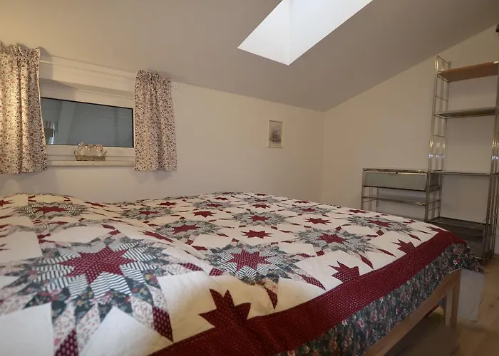 شقة هاوس ليرتشير