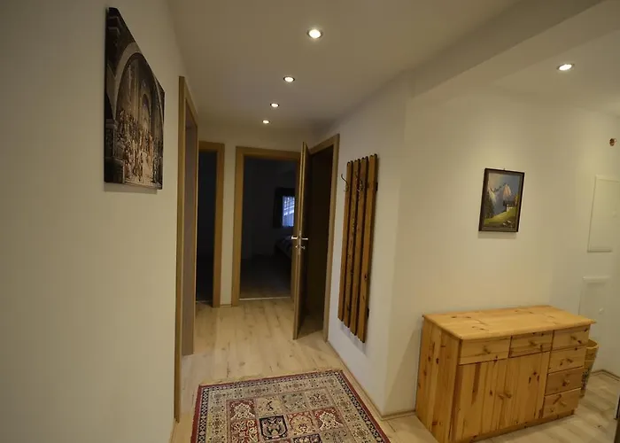 هاوس ليرتشير شقة